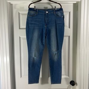 Old Navy Rockstar NWT distressed jeans 16 Tall